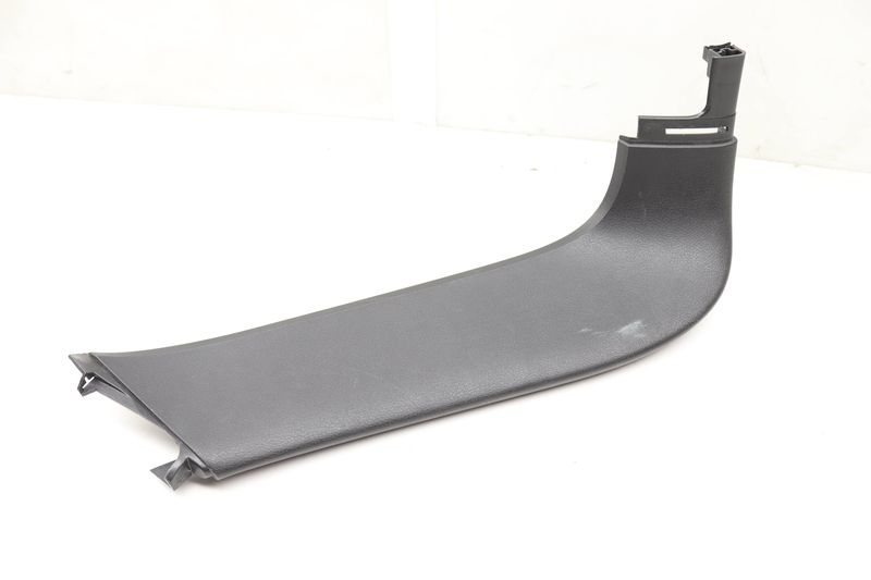 Upper Hatch / Trunk Trim Panel 7P5867587A — Used (SKU 586268)