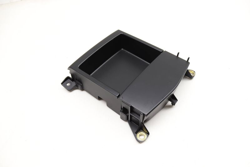 Center Console Storage Bin 7P5864131 — Used (SKU 586163)