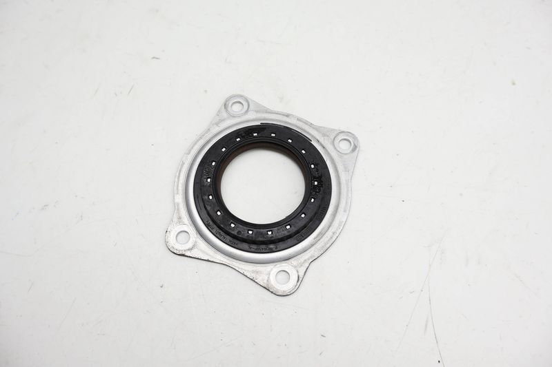 Crankshaft Sealing Flange 94810191020 — Used (SKU 719850)