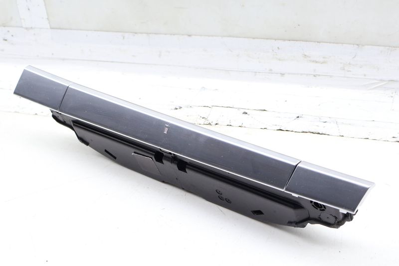 Dash Cup Holder Assembly 97055239401 — Used (SKU 709428)