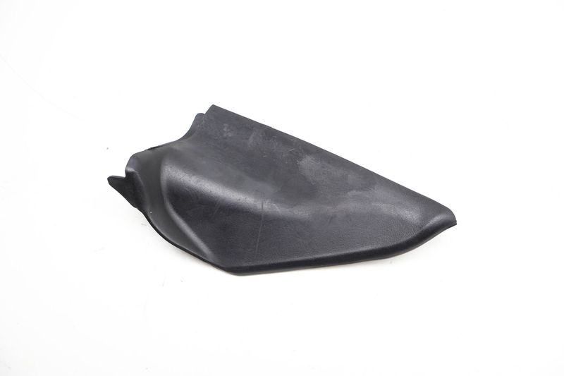 B Pillar Trim / Cover (INTERIOR) 97053753500 — Used (SKU 719372)