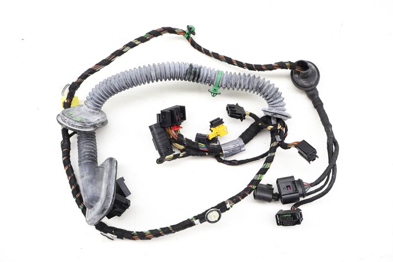 Door Wiring Harness 97062270705 — Used (SKU 719988)