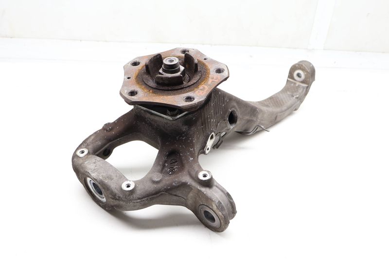Spindle Knuckle w/ Wheel Bearing 97034115704 — Used (SKU 719803)