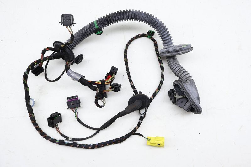 Door Wiring Harness 97062271505 — Used (SKU 709681)