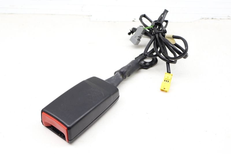 Seat Belt Buckle / Receiver 97080318405 — Used (SKU 719653)