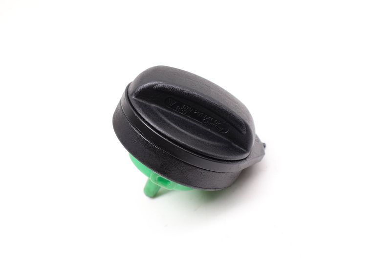 Fuel / Gas Cap 97020154102 — Used (SKU 719558)