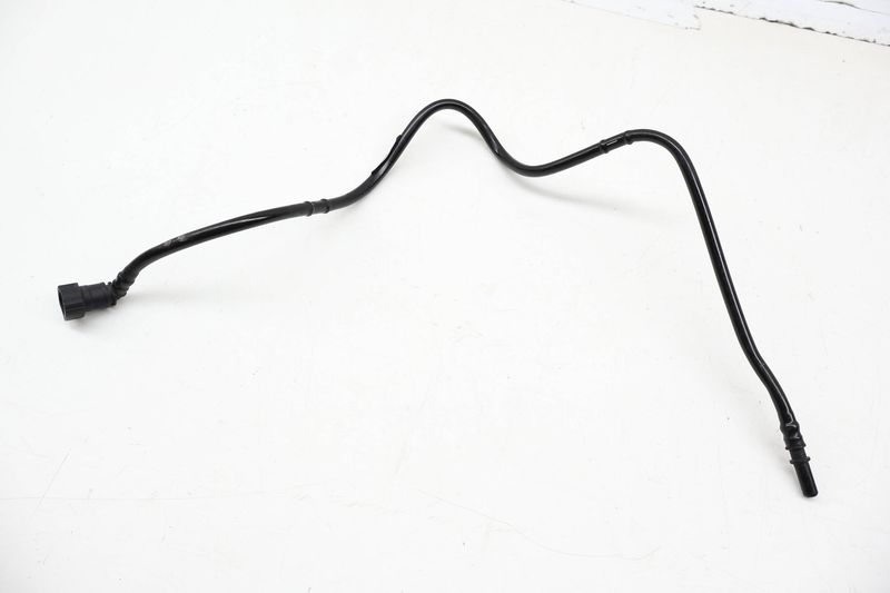 Fuel Vent Line / Tube 97011035501 — Used (SKU 719889)