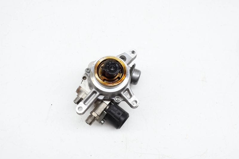 High Pressure Fuel Pump / Hpfp 94811031525 — Used (SKU 709550)