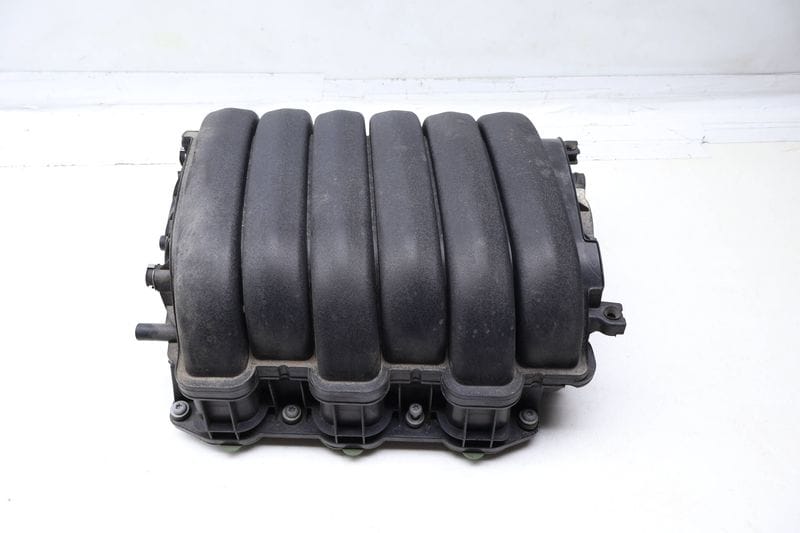 Intake Manifold 94611001603 — Used (SKU 709596)