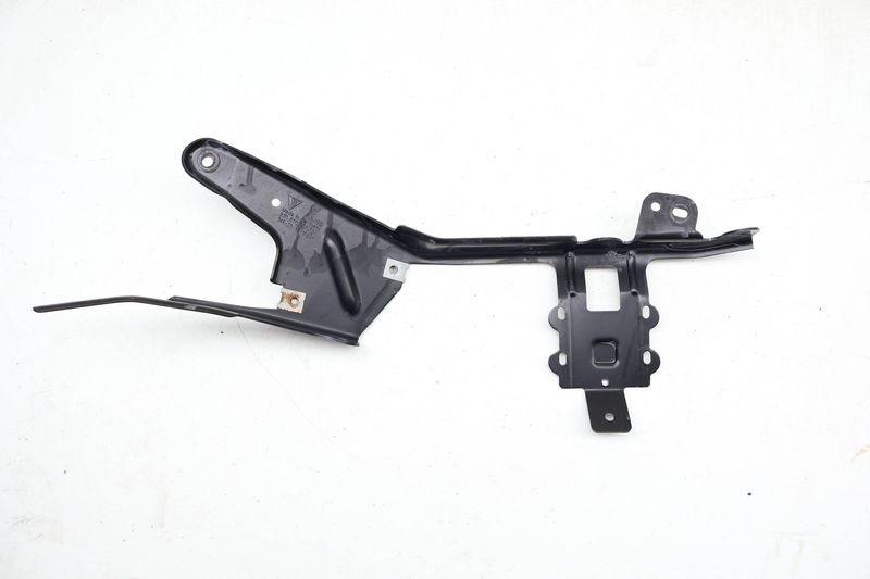 Fender Mount Bracket 97061020103 — Used (SKU 709608)