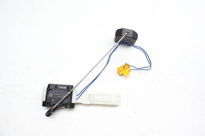 Fuel Gauge Level Sensor / Sending Unit 97062083100 — Used (SKU 709558)