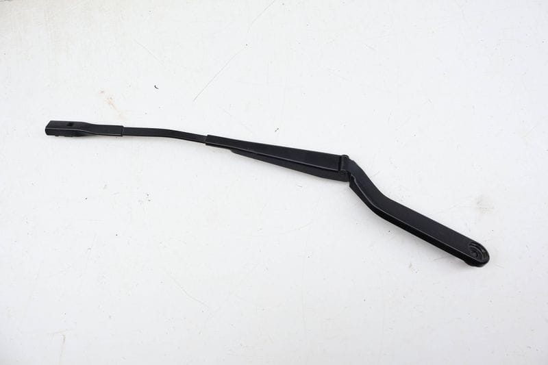Windshield Wiper Arm 97062815101 — Used (SKU 709573)