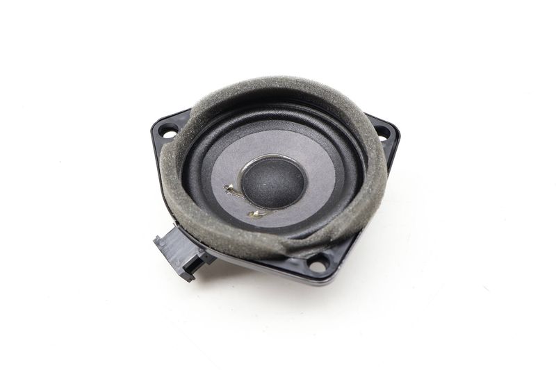 D Pillar Speaker (BOSE) 7PP035416B — Used (SKU 719657)