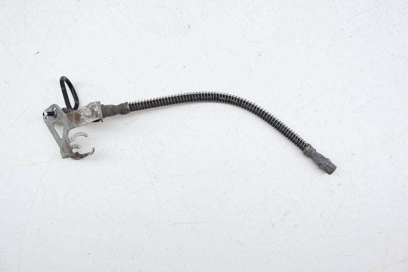 Brake Hose / Line Set w/ Bracket 97035550601 — Used (SKU 709710)
