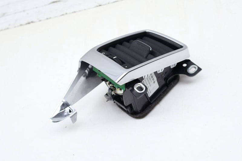 Center Console Air Vent 97055317201 — Used (SKU 709411)