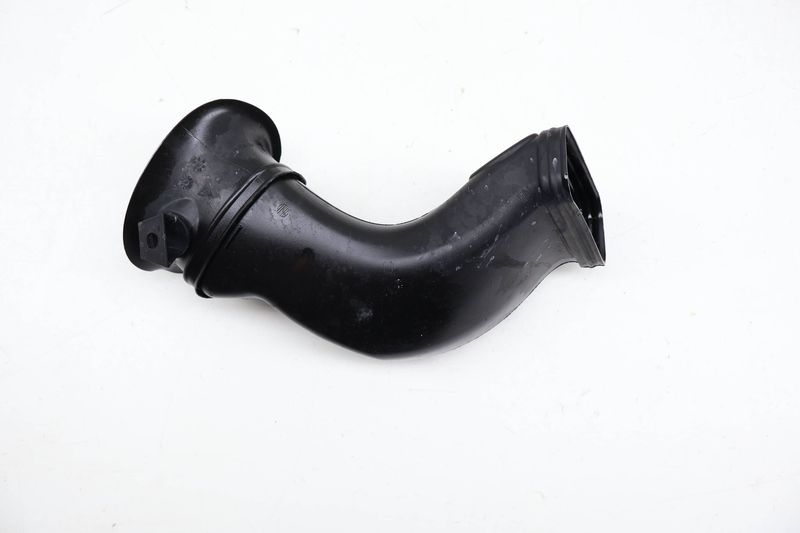 Air Intake Duct / Tube 97011027201 — Used (SKU 709723)