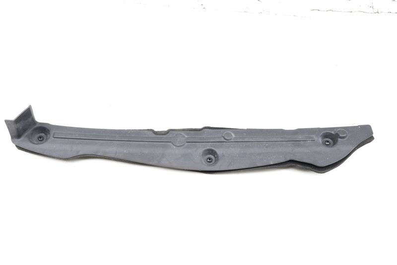 Fender Trim / Cover 97050464201 — Used (SKU 709611)