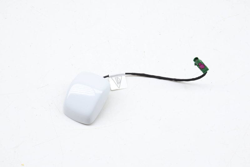 Roof Antenna 7PP035507F — Used (SKU 709452)