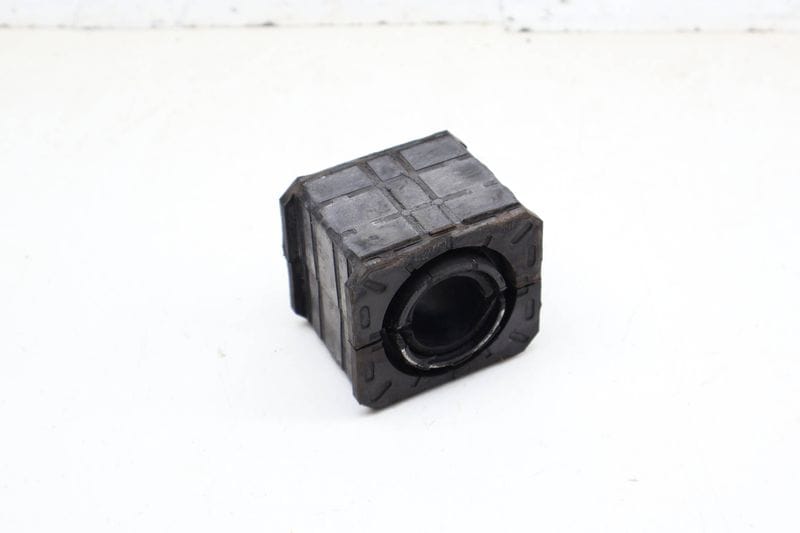 Stabilizer / Sway Bar Mount Bracket 97034379400 — Used (SKU 709375)