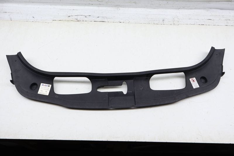 Upper Core Support / Lock Carrier Trim 97050481101 — Used (SKU 709588)