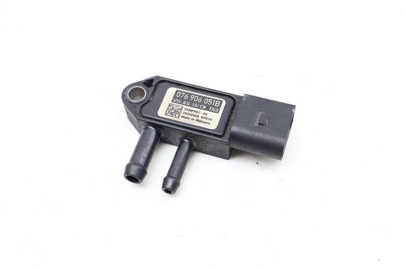 Diesel Particulate Filter / Dpf Sensor 076906051B — Used (SKU 674934)