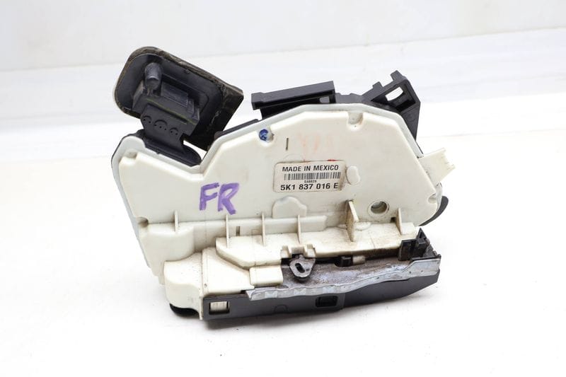 Door Latch / Lock Actuator 5K1837016E — Used (SKU 674946)