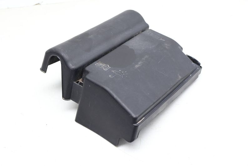 Fuse Box Cover 5C0937132A — Used (SKU 675181)