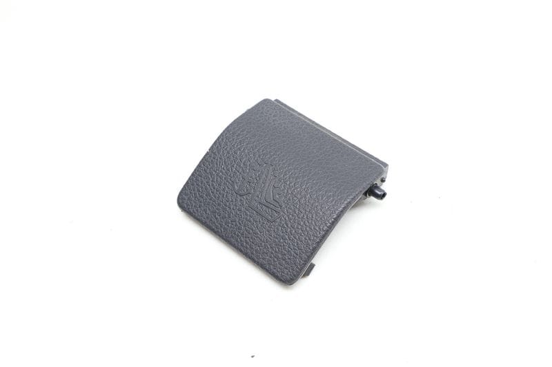 Child Seat Safety Latch Trim / Cover 5C6887301 — Used (SKU 674984)