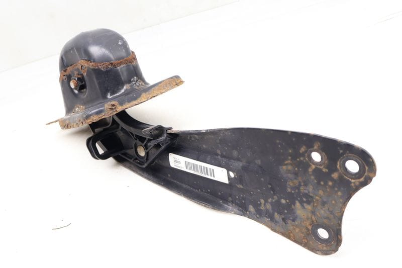 Lower Control / Trailing Arm 1K0505226H — Used (SKU 675221)