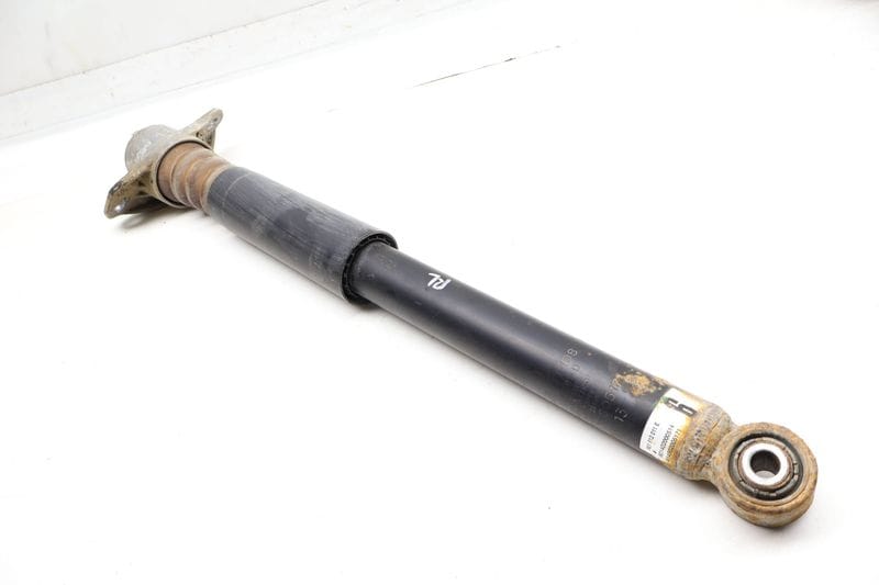 Strut / Shock Absorber 561513049D — Used (SKU 712640)