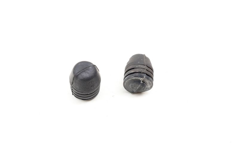 Rubber Bumper / Stop Set 867827500A — Used (SKU 712480)