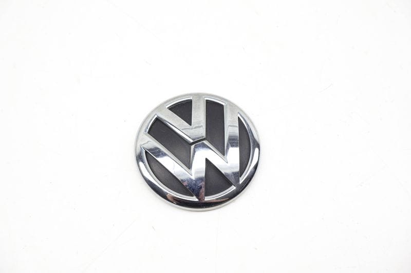 Trunk Emblem / Badge 5C6853630E — Used (SKU 712391)