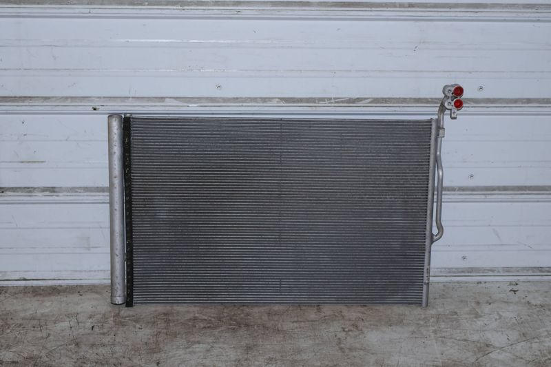 AC Condenser 7P0820411A — Used (SKU 720499)