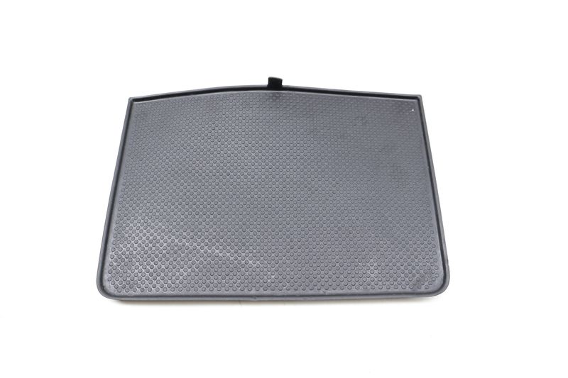 Armrest Storage Bin Insert 7P6862145 — Used (SKU 720175)
