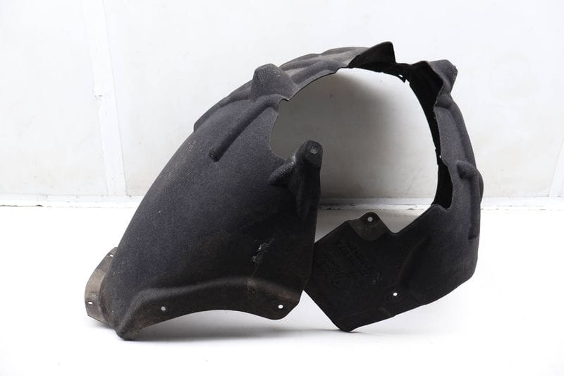 Fender Liner / Wheel Housing Cover 7P6805977A — Used (SKU 613119)