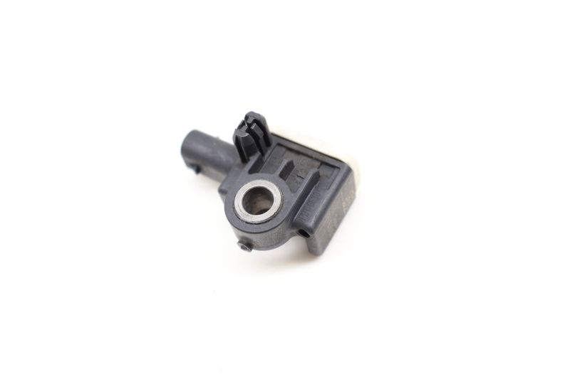 Impact / Crash Sensor 7P0959651 — Used (SKU 613085)