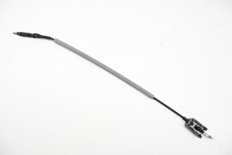 Exterior Door Handle Release / Bowden Cable 7P0837017 — Used (SKU 720105)