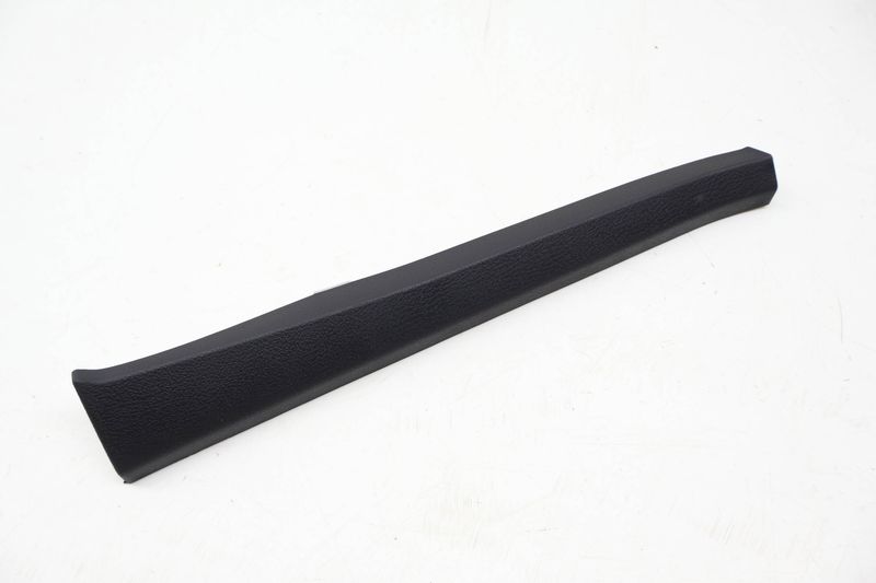 Center A Pillar Trim / Panel 7P0868238A — Used (SKU 720158)