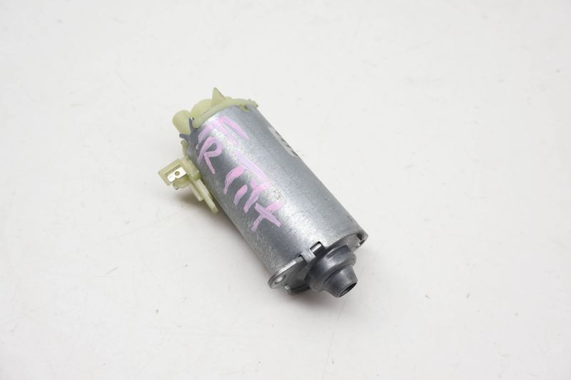 Slide Seat Motor 8K0881184A — Used (SKU 720327)