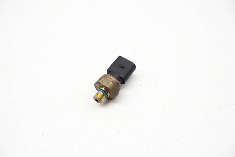 Fuel Pressure Sensor 03C906051A — Used (SKU 720266)