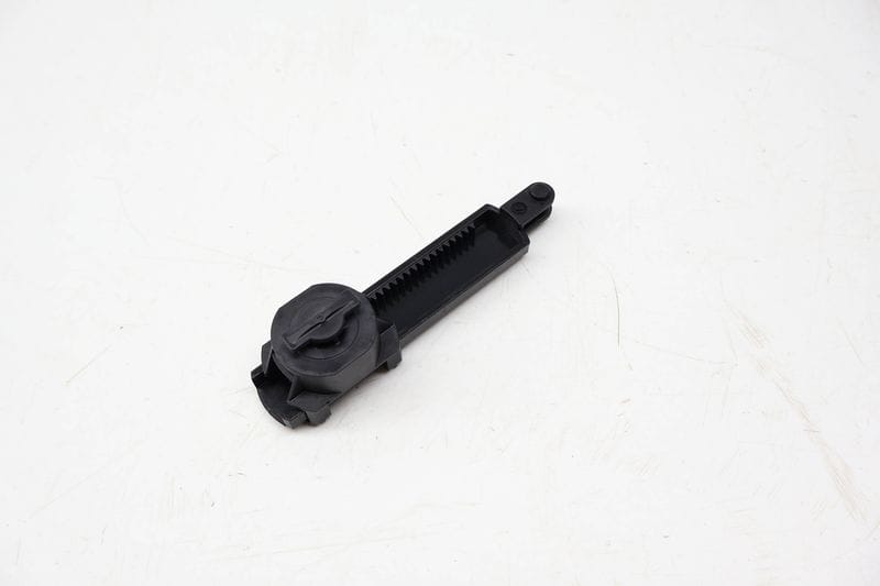Glove Box Brake / Strut 7P6858309 — Used (SKU 720160)