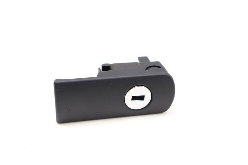 Glove Box Handle / Lock Cylinder 7P6857148 — Used (SKU 613166)
