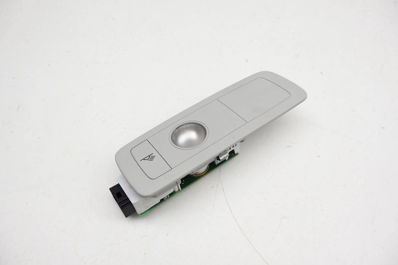 Dome Reading Light 7P6947291F — Used (SKU 720169)
