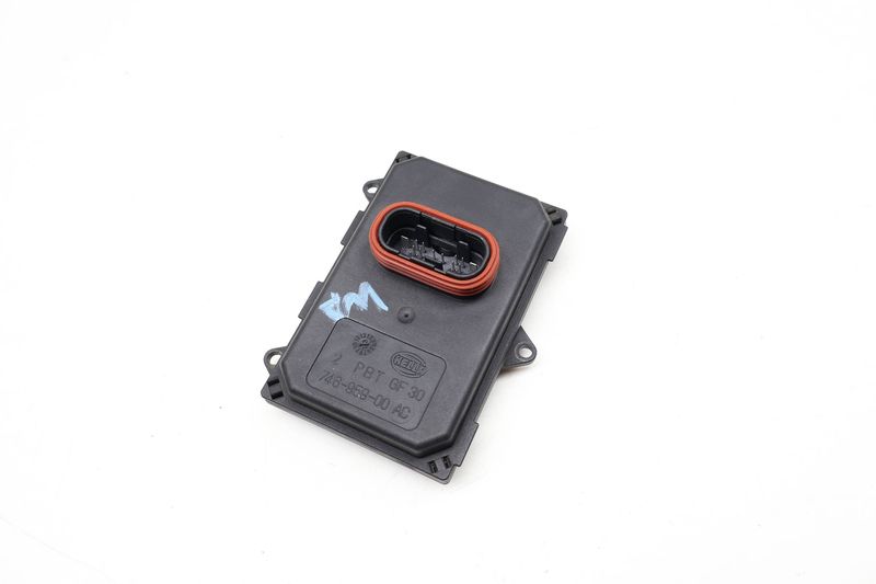 HID / Xenon Headlight Power Module 8U0941329 — Used (SKU 720026)