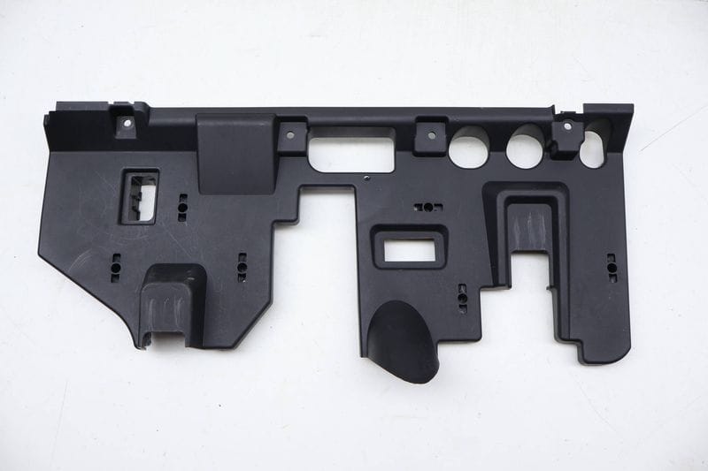 Under Dash Panel / Cover 7P1863081 — Used (SKU 720445)