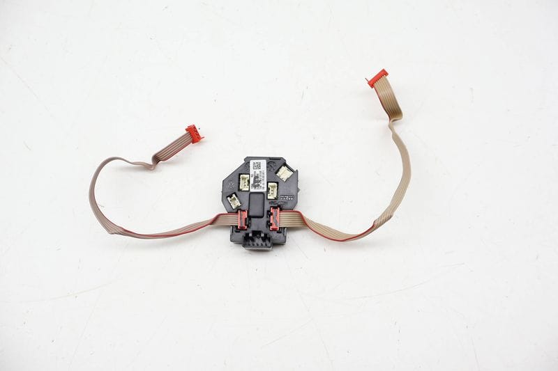 Steering Wheel Switch Control Unit 7P6959542A — Used (SKU 720033)