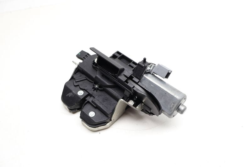 Trunk Hatch Lock / Latch 7P0827505K — Used (SKU 720374)