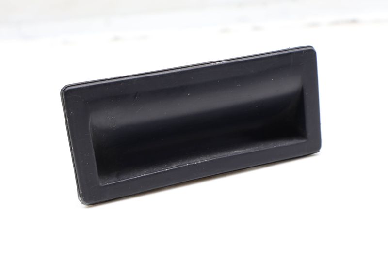 Trunk Release Handle Switch 5N0827566T — Used (SKU 612963)