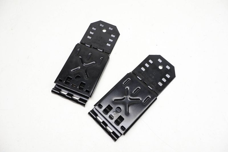 Wheel Chock / Stop Set 7L0860321A — Used (SKU 720300)