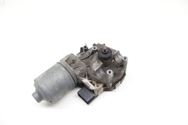 Windshield Wiper Motor 7P0955119 — Used (SKU 720346)
